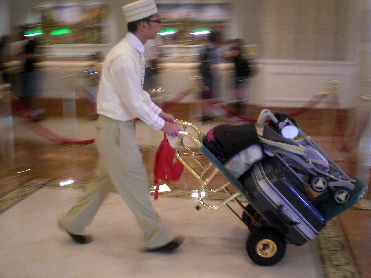 A suitcase, the number one bed bug transport vehicle